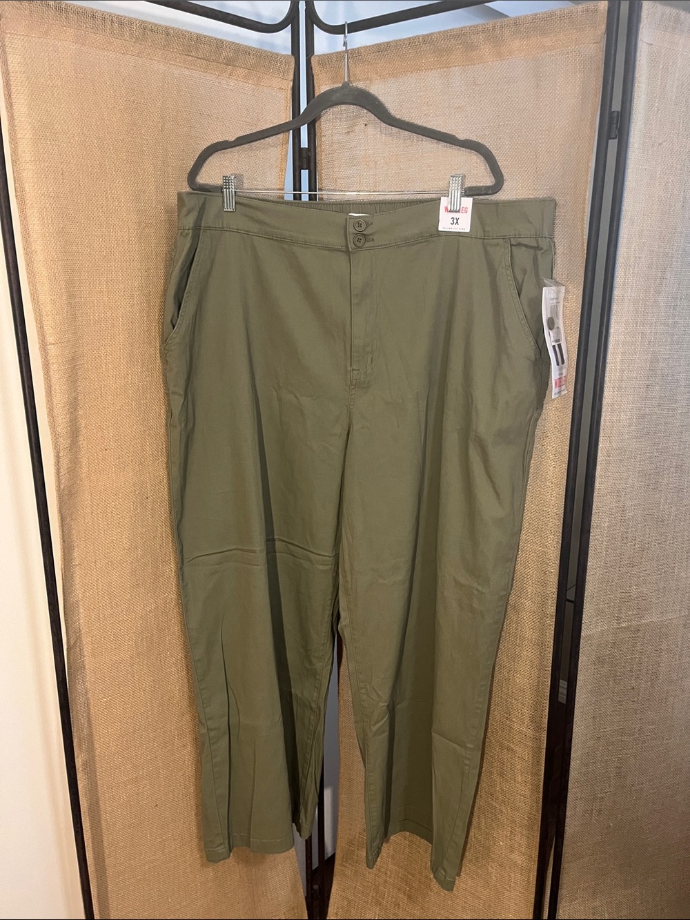 Celebrity Pink Olive Green Straight-Leg Chinos